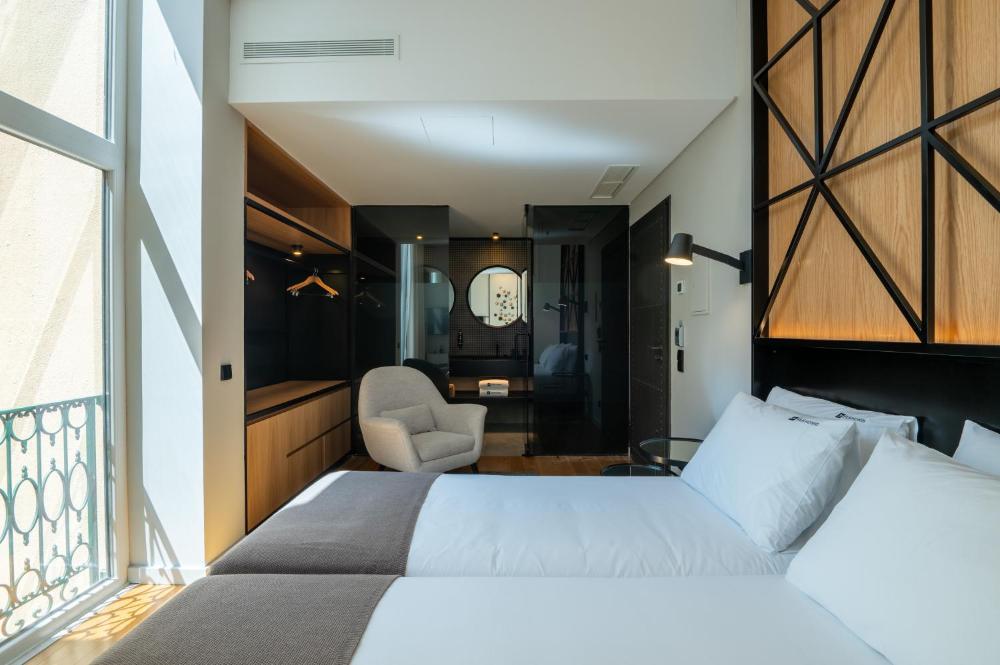 Twin Room with Interior View interior